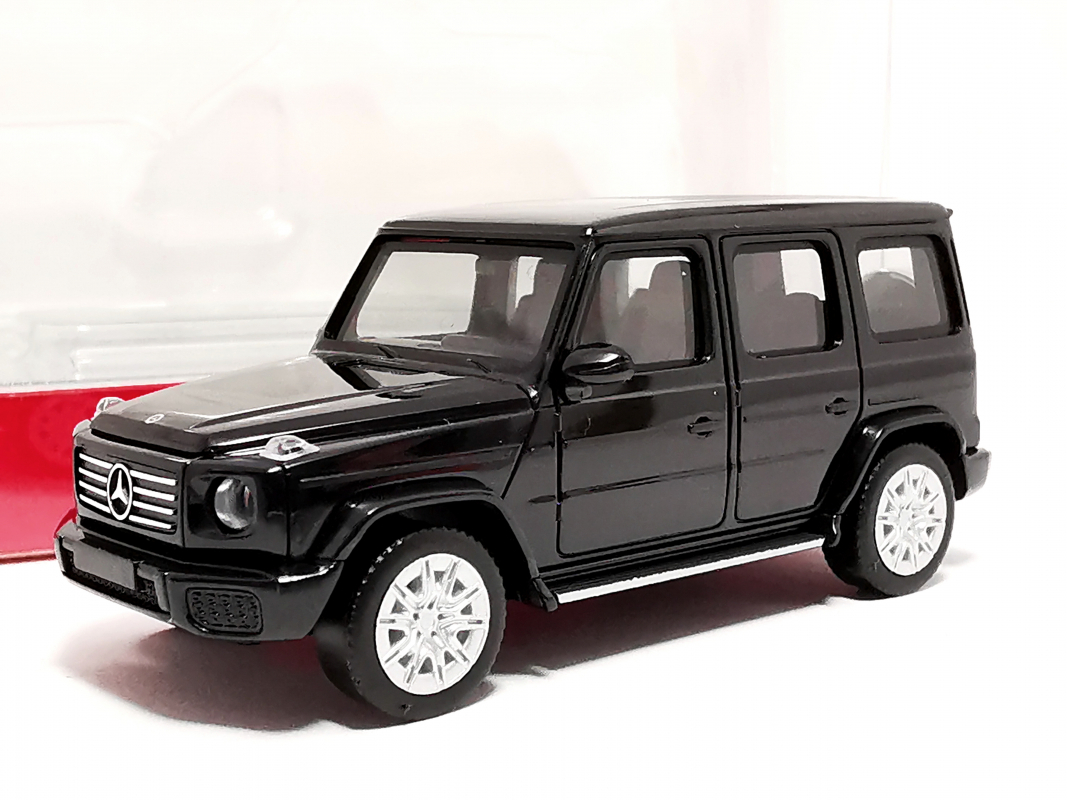 421188 Mercedes-Benz G-Klasse (W465), schwarz Herpa - SALE