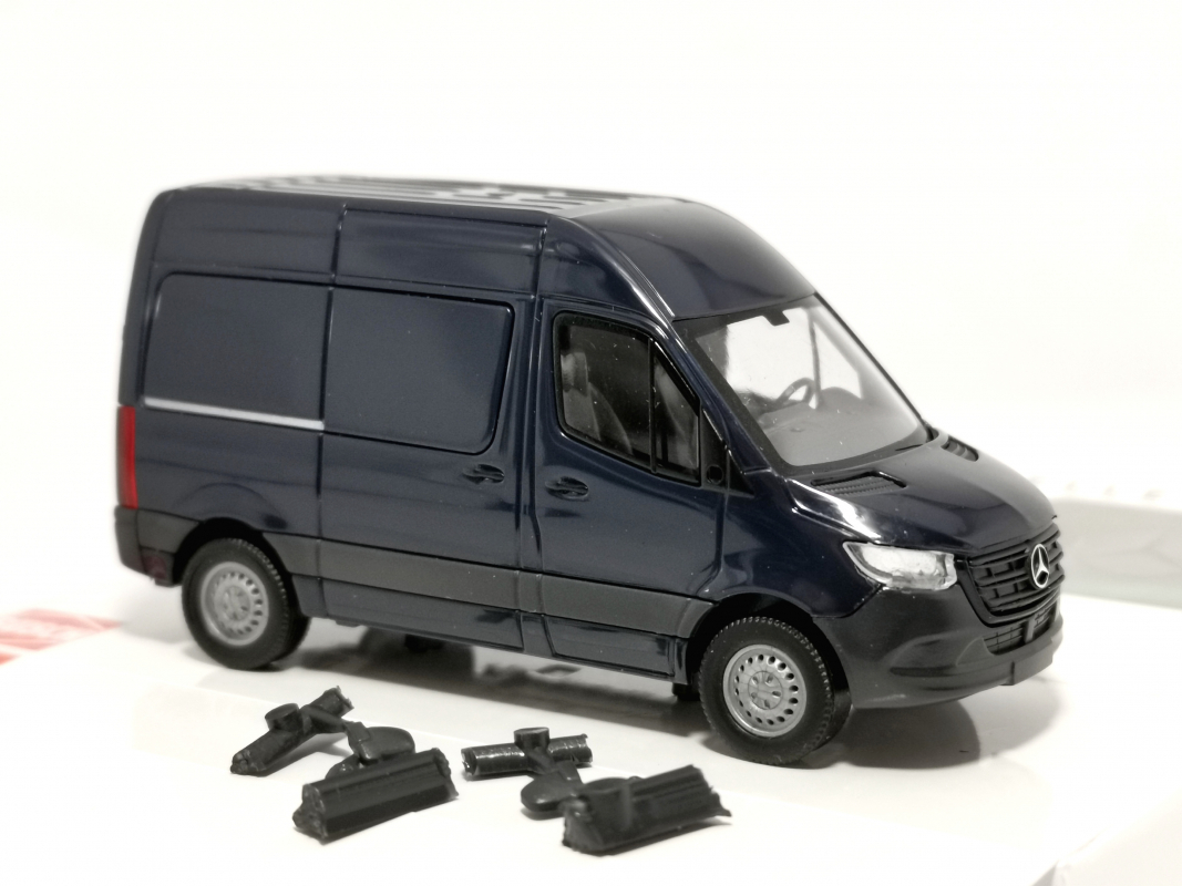 54001 Mercedes-Benz Sprinter´18 Hochdach Kasten kurz, blau BUSCH *SALE*