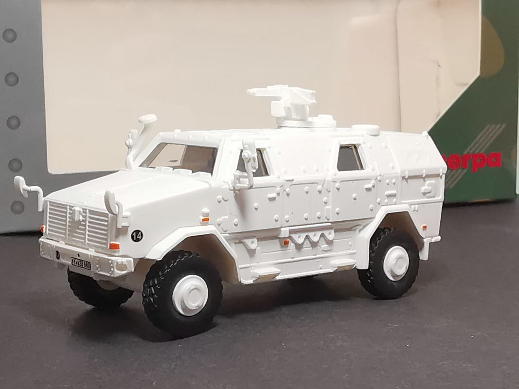746731 ATF Dingo „UN“ Herpa - SALE