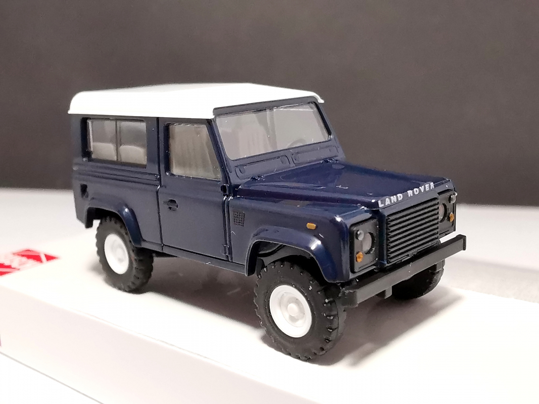 54300 Land Rover Defender 90, kurz Blau BUSCH