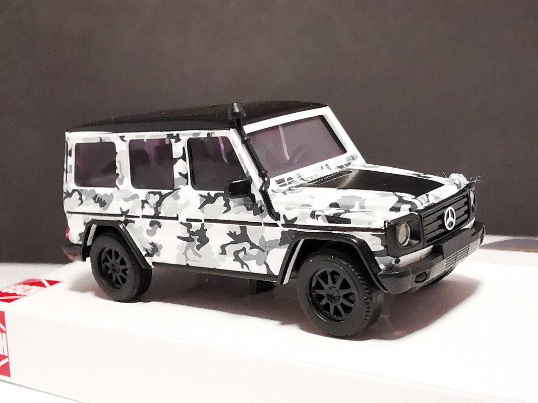 51423 Mercedes-Benz G-Klasse 90, Crazy in grey BUSCH