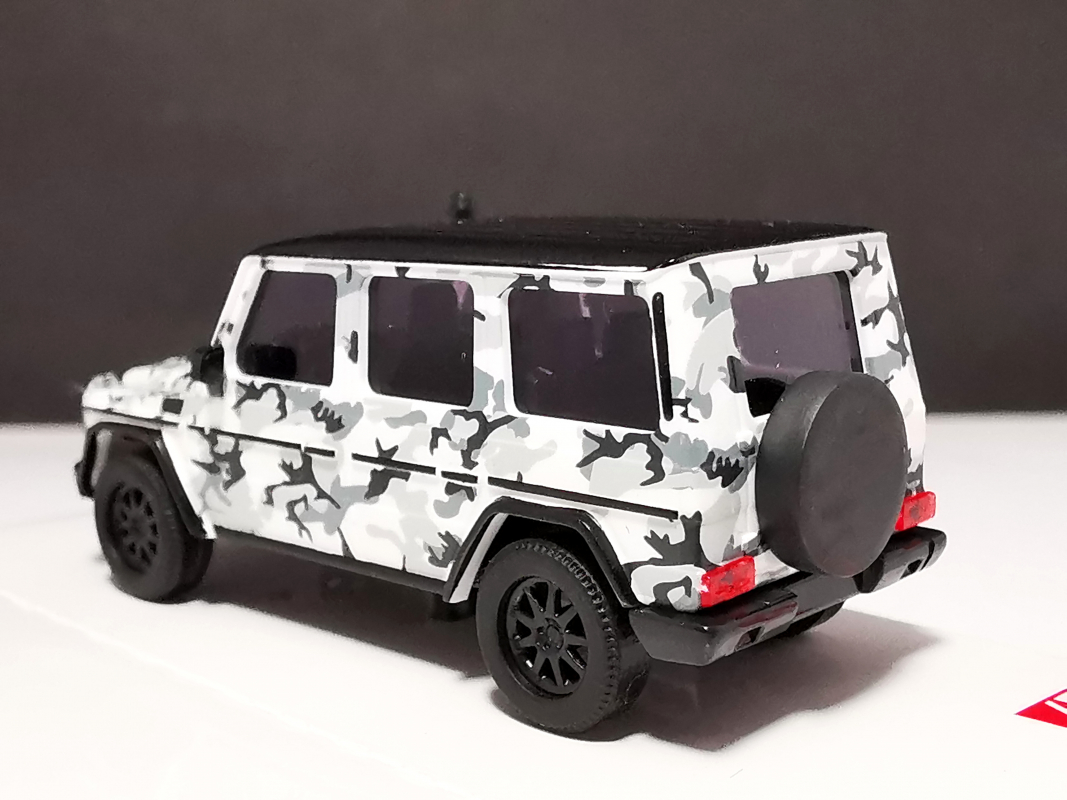 51423 Mercedes-Benz G-Klasse 90, Crazy in grey BUSCH