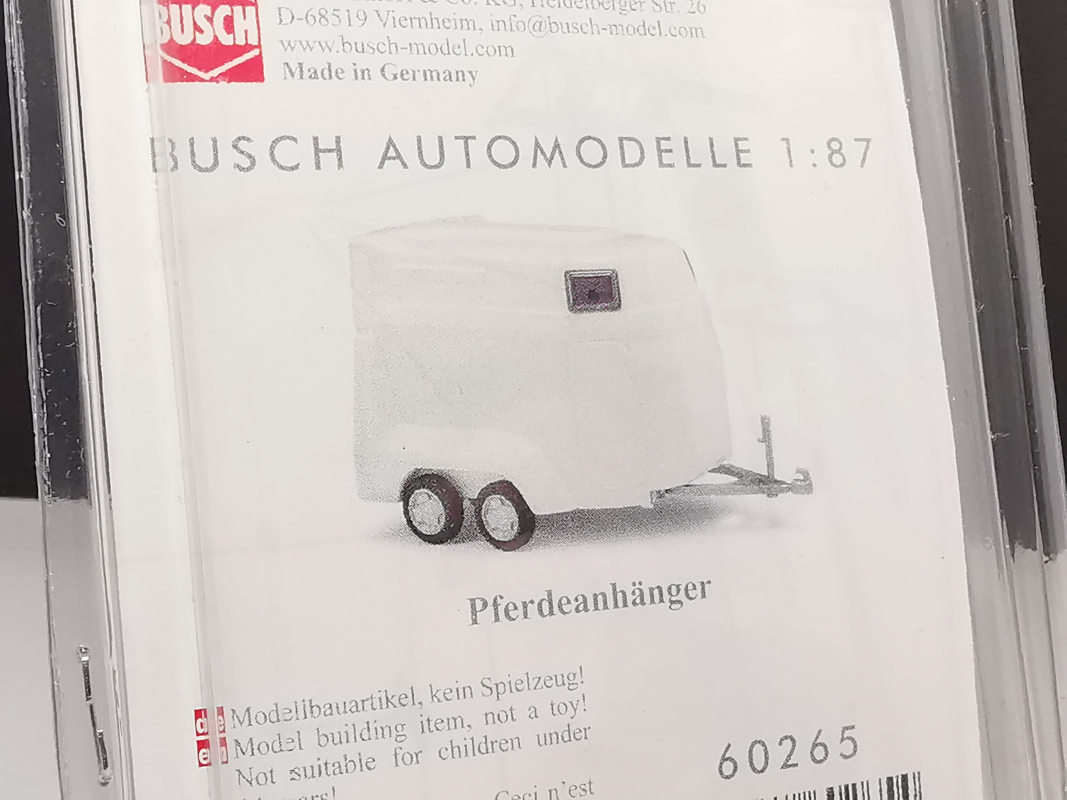 60265 Bausatz: Pferdeanhänger BUSCH