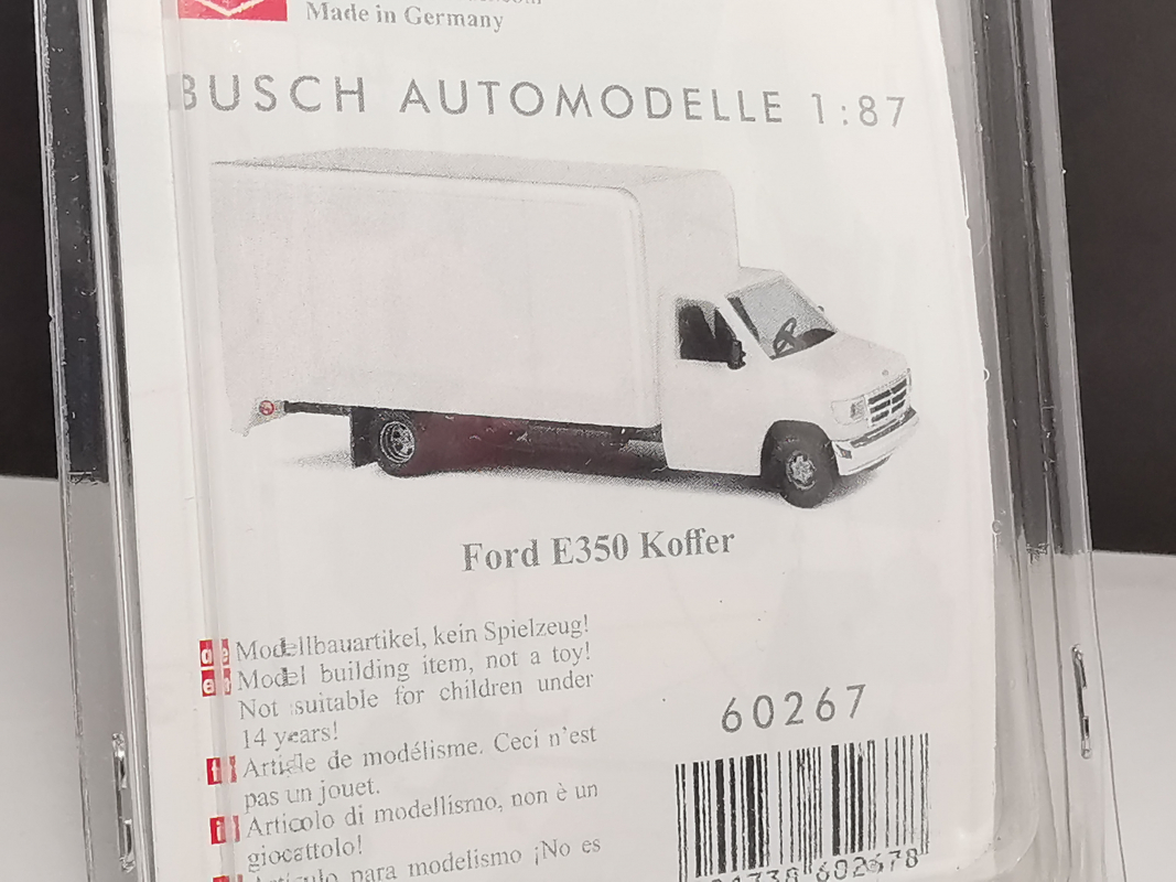 60267 Bausatz: Ford E350 Koffer BUSCH
