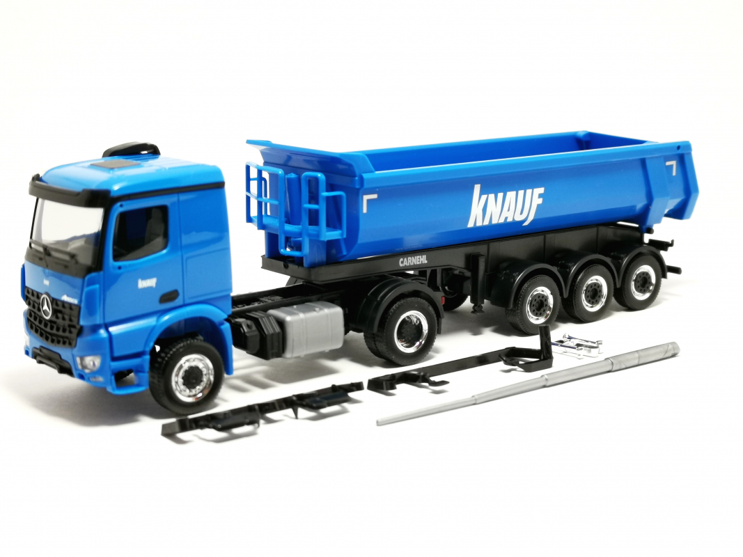 319096 Mercedes-Benz Arocs Classicspace Carnehl Rundmulden-Sattelzug "Knauf" Herpa