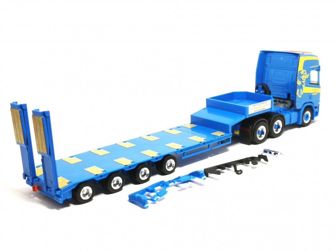 318884 Scania CR 20 HD Semitieflade-Sattelzug "Martin Wittwer Wattenwil" Herpa