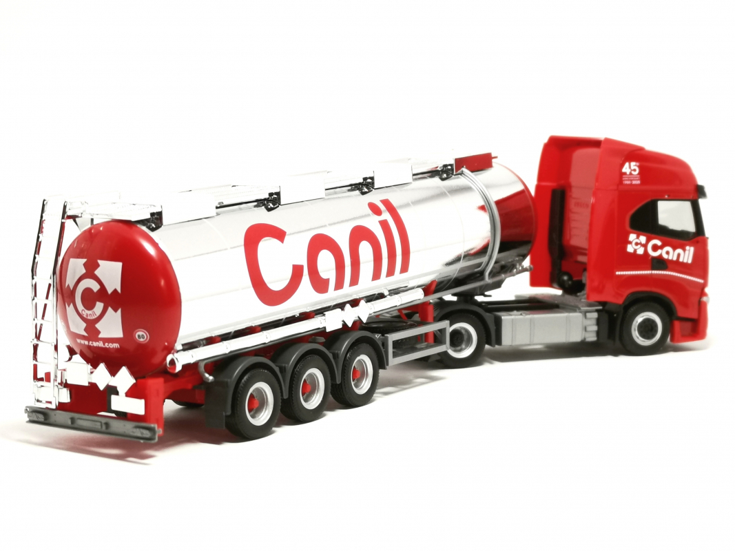 319041 Iveco S-Way Chemietank-Sattelzug "Canil" Herpa