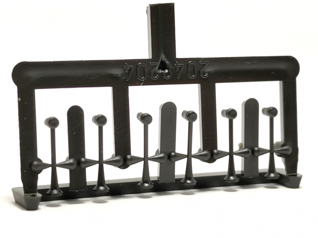 6x Fanfaren, schwarz Herpa C146