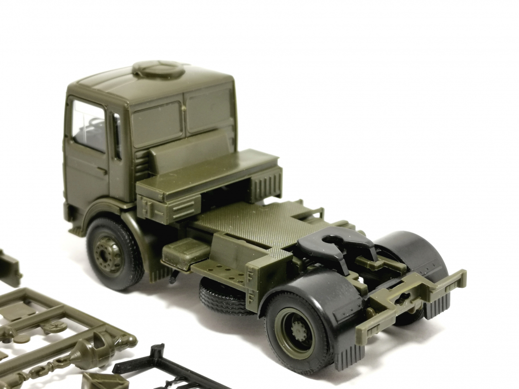 MAN F8 Zugmaschine 2a "Bundeswehr" Herpa - SALE