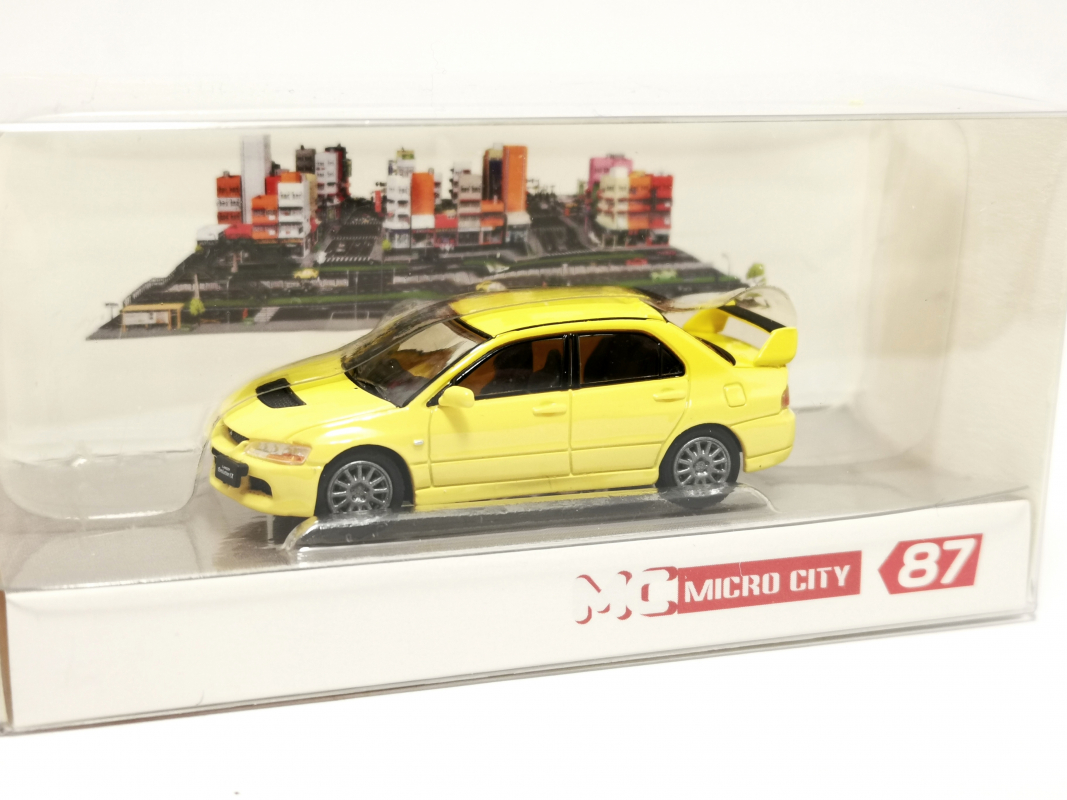 110066 Mitsubishi Lancer Evolution 9 (2005-2007), gelb MicroCity