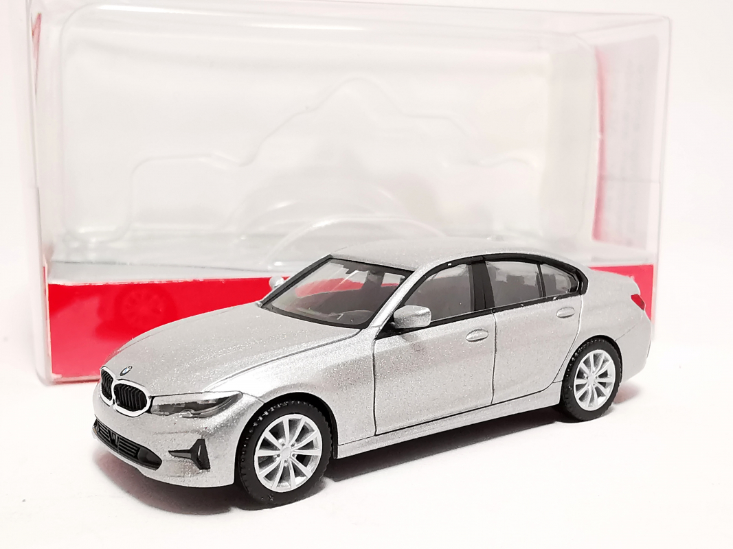 430791-005 BMW 3er Limousine (G20), glaciersilber Herpa