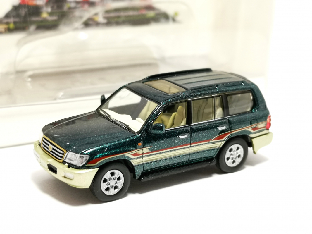 110004 Toyota Landcruiser LC 100 (1998-2007), dunkelgrün MicroCity