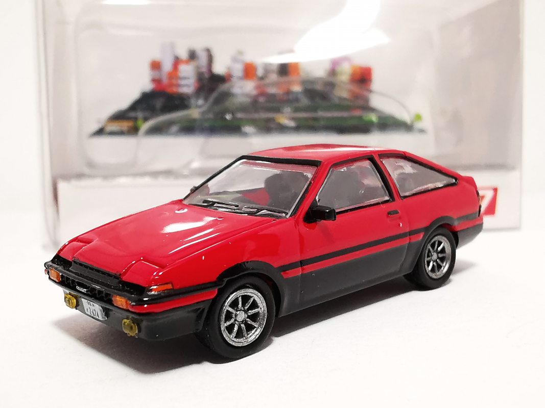 87MC000003 Toyota Corolla AE86, rot (1983-1985) MicroCity