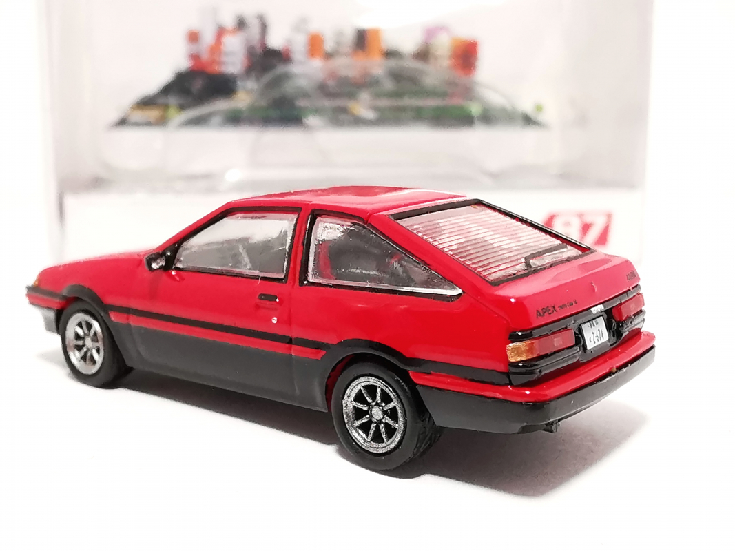 87MC000003 Toyota Corolla AE86, rot (1983-1985) MicroCity