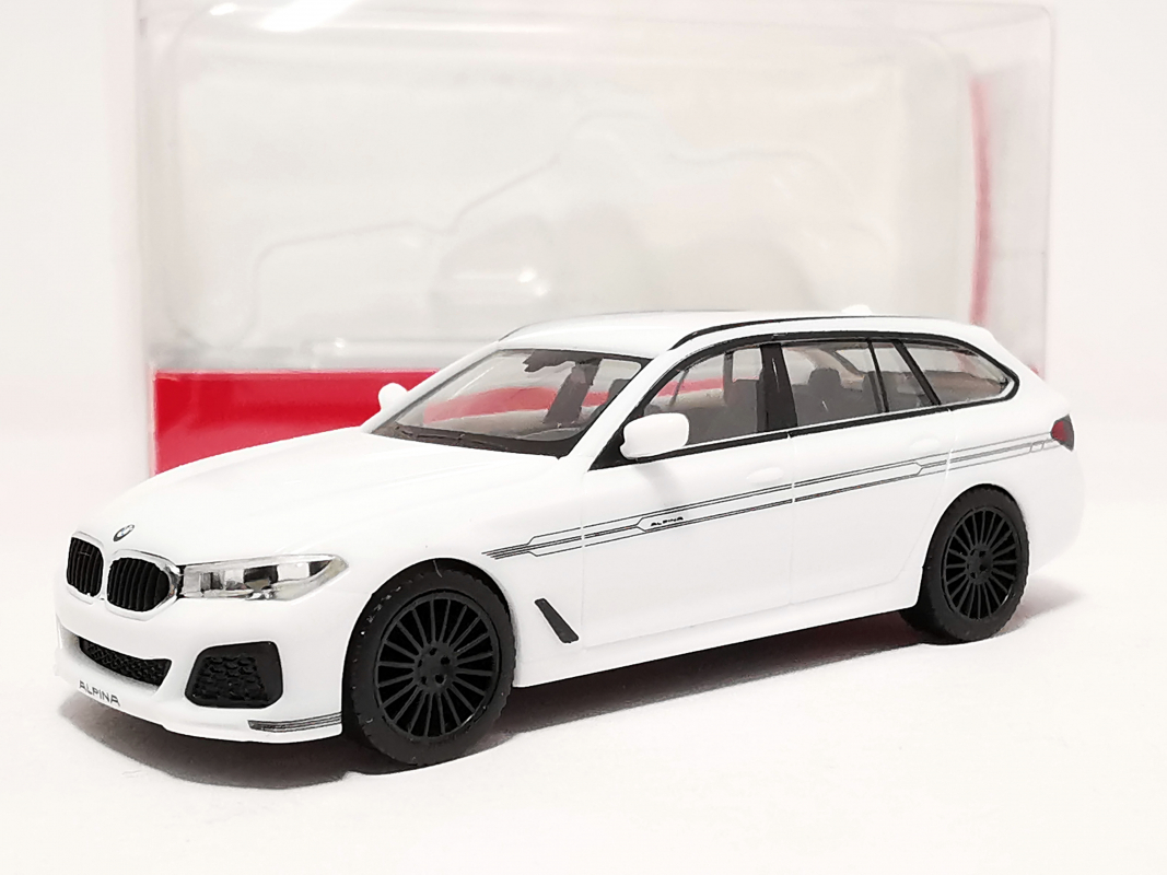 421072-002 BMW Alpina B5 Touring, weiß Herpa