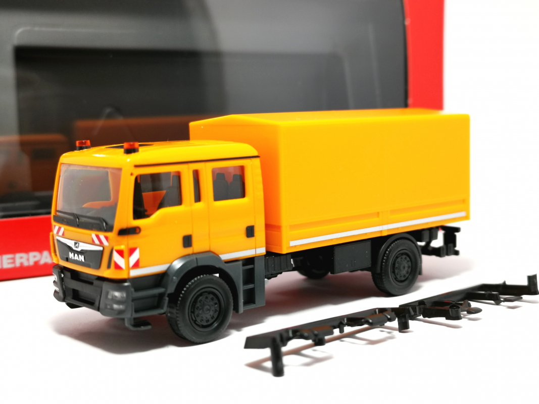 319300 MAN TGM MzKW, kommunalorange Herpa - Restbestand