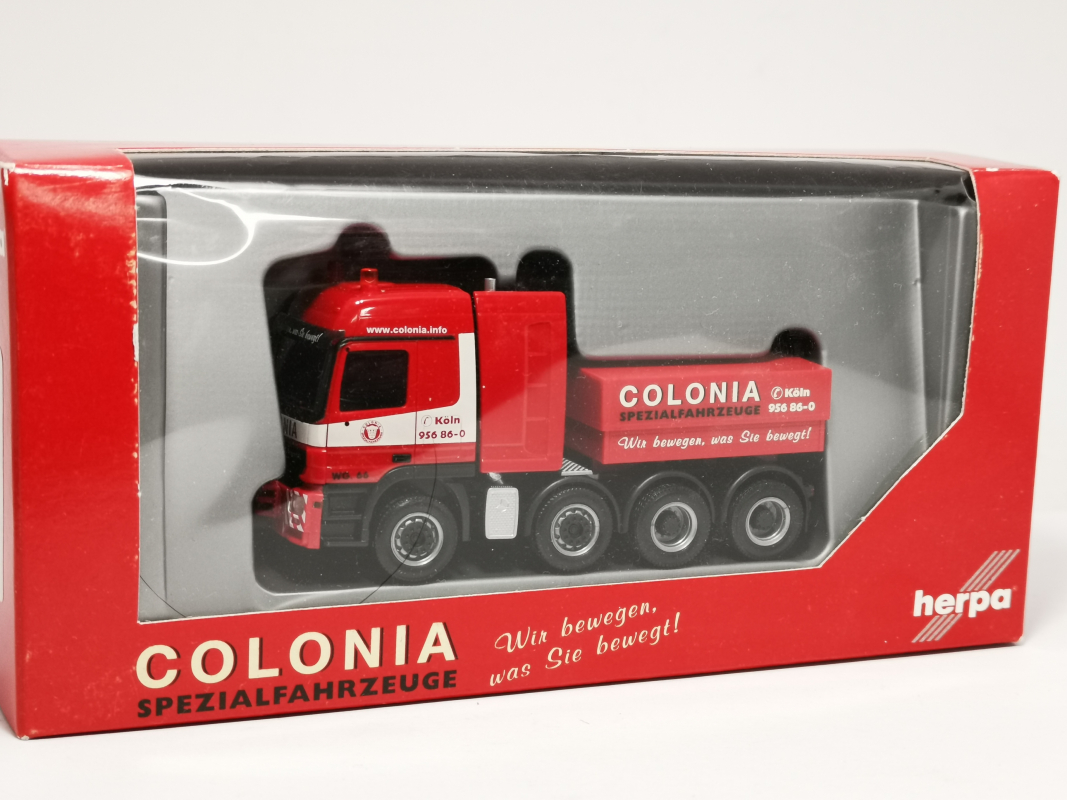 MB Actros Titan Schwerlastzugmaschine 4a "Colonia" Herpa