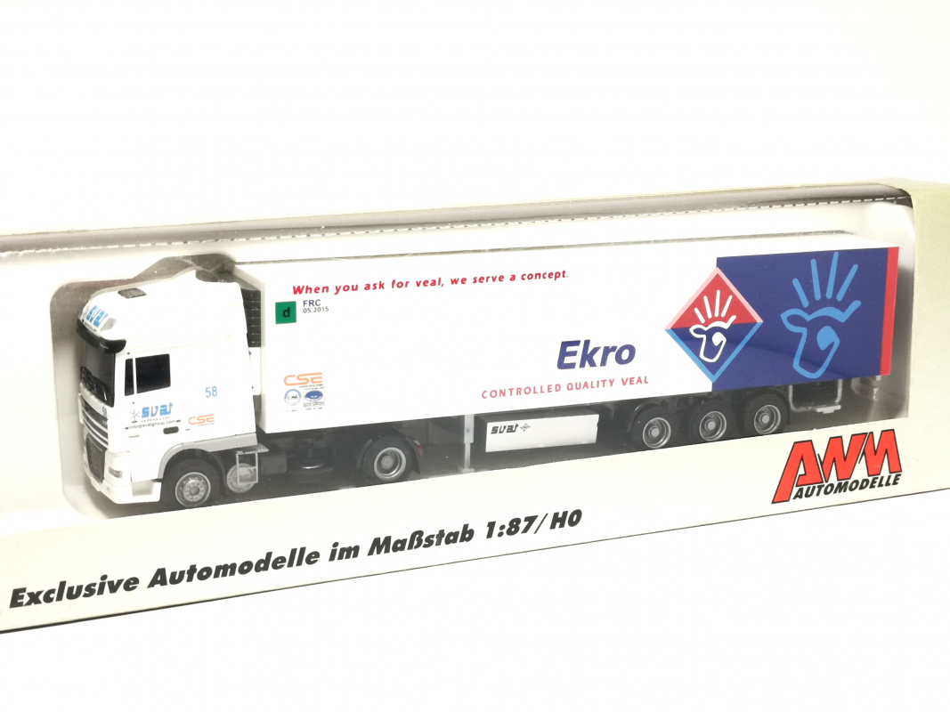74171 DAF XF 105 SSC Kühlkoffer Sattelzug " Svat Ekro" AWM