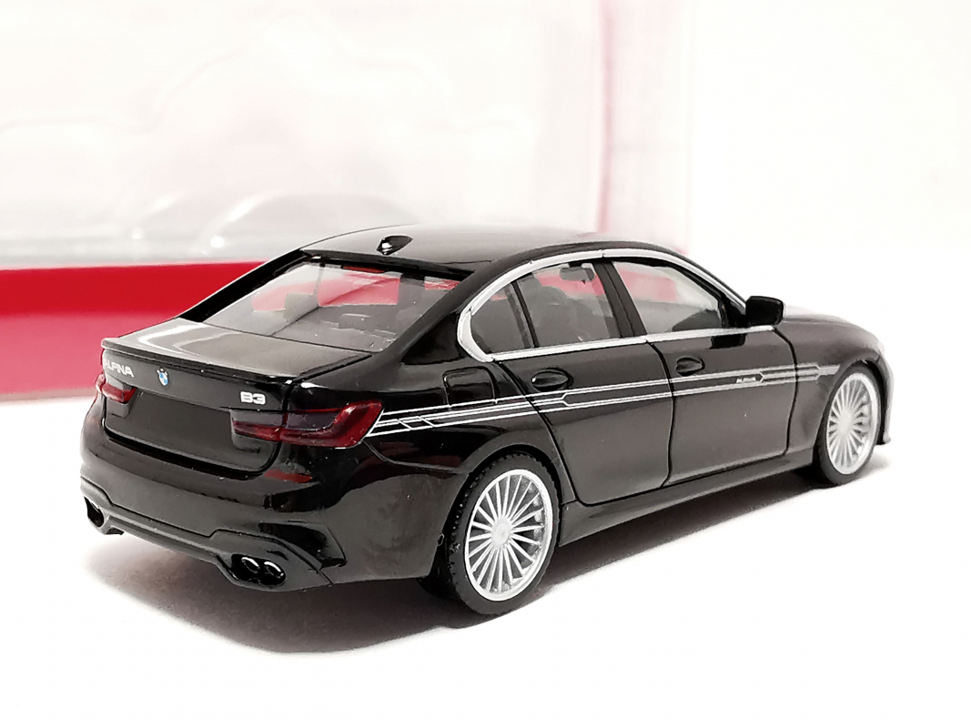 420976-002 BMW Alpina B3 (F20) Limousine, schwarz Herpa