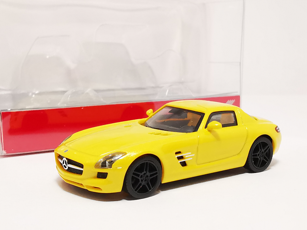 430784-003 Mercedes-Benz SLS AMG, solar beam Herpa
