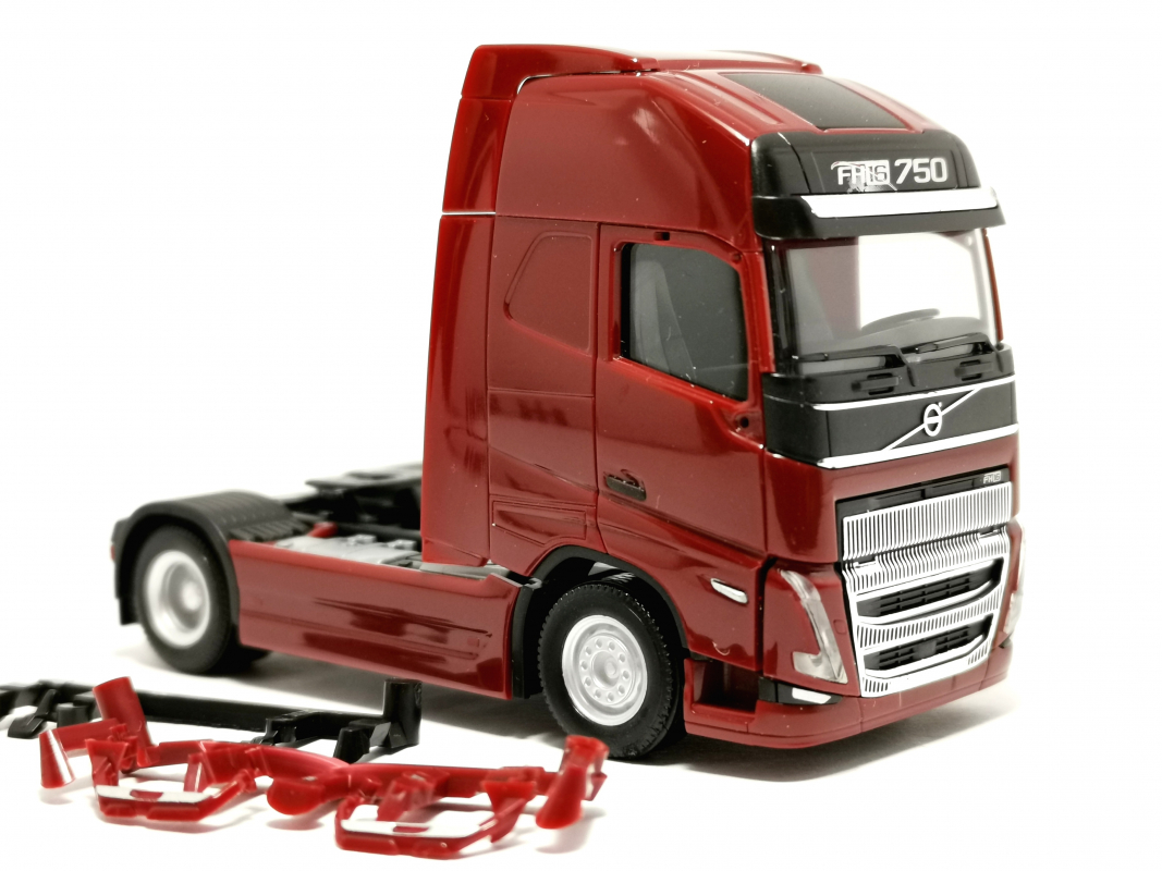 313353-004 Volvo FH16 GL XL 2020 Zugmaschine 2achs, weinrot Herpa