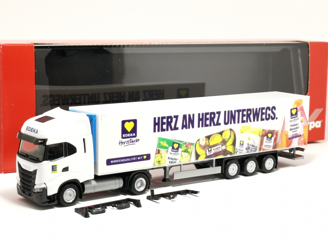 319027 Iveco S-Way Kühlkoffer-Sattelzug "Edeka - HERZ AN HERZ" Herpa