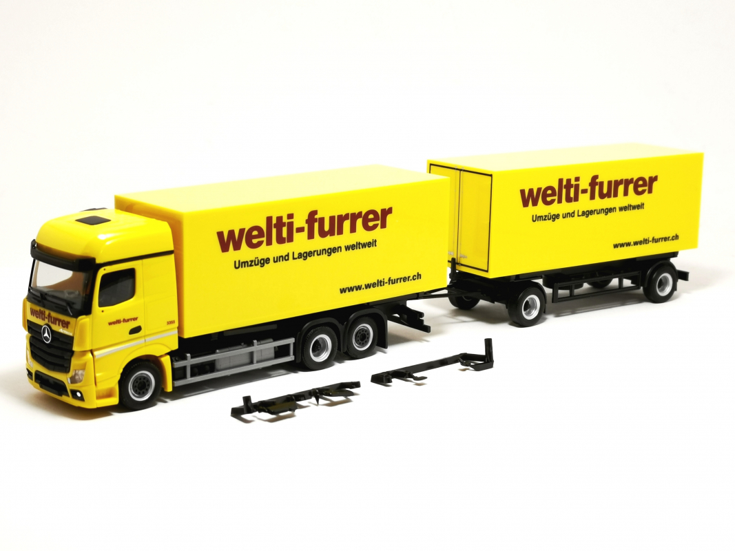 319355 Mercedes-Benz Actros Bigspace Wechselkoffer-Hängerzug "Welti-Furrer" Herpa