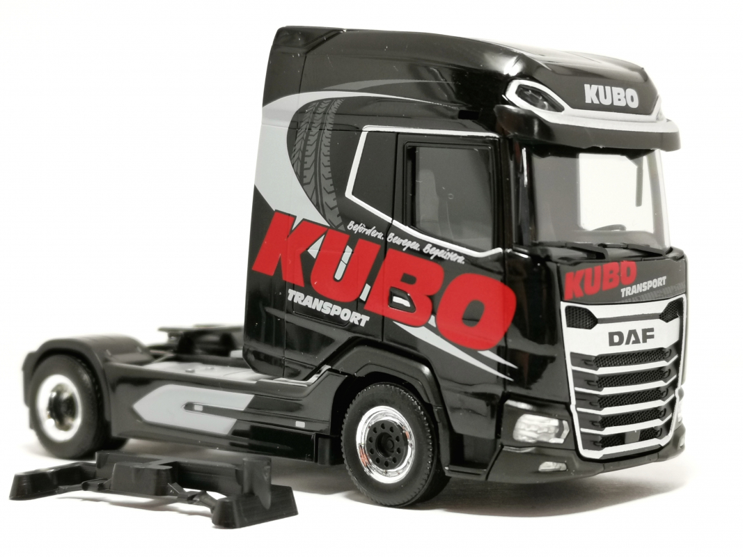 DAF XG+ Zugmaschine "KUBO" Herpa