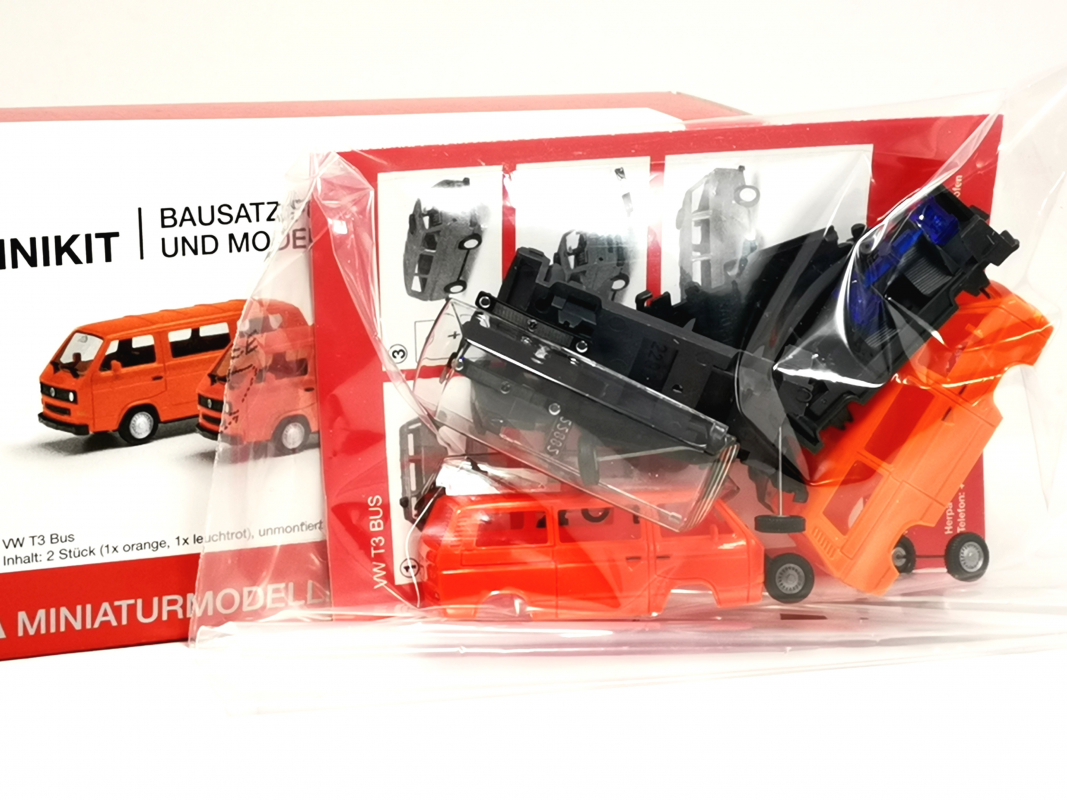 013093-006 MiniKit Volkswagen (VW) T3 Bus, leuchtrot und orange, 2 Stück 006* Herpa
