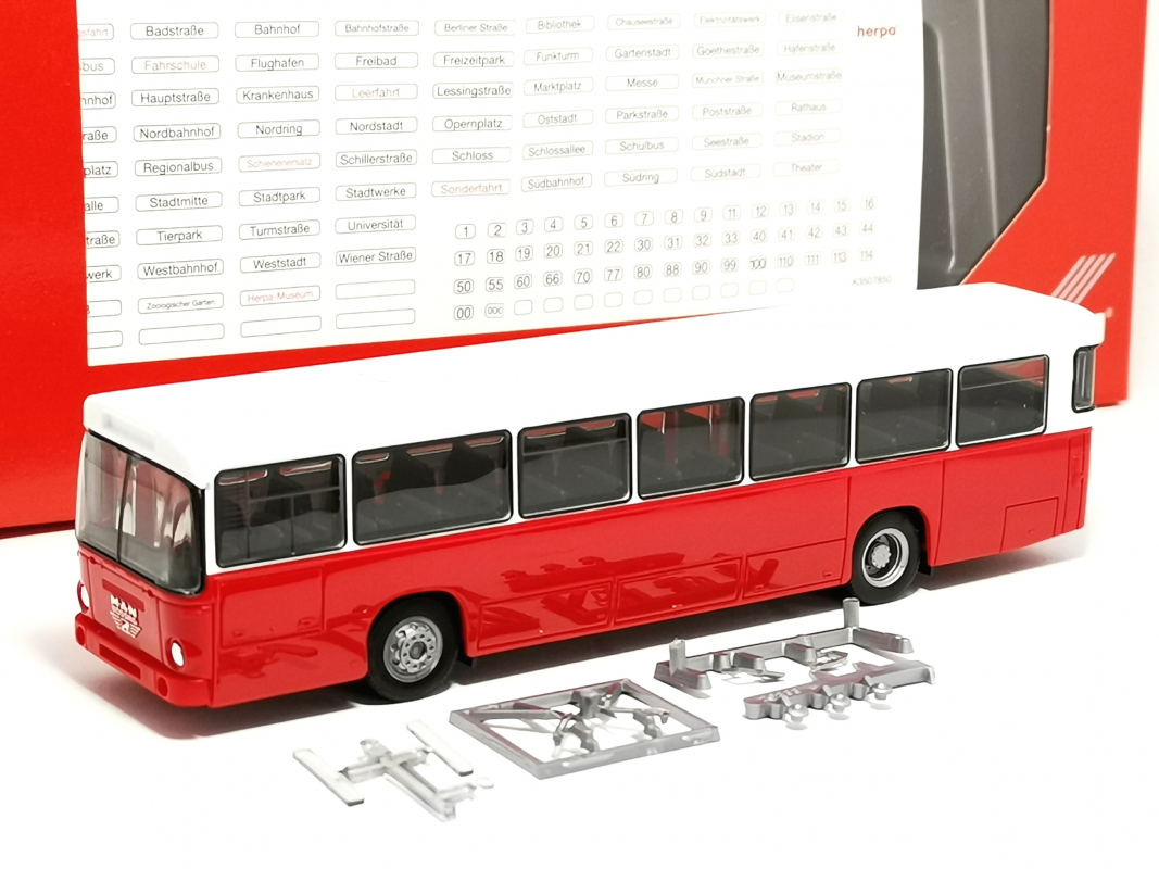 319393 MAN Büssing SÜ 210 Stadtbus, rot/weiß Herpa