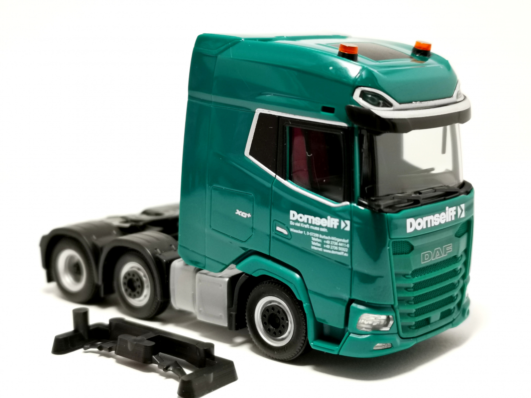DAF XG+ Zugmaschine 6x2 "Dornseiff" Herpa