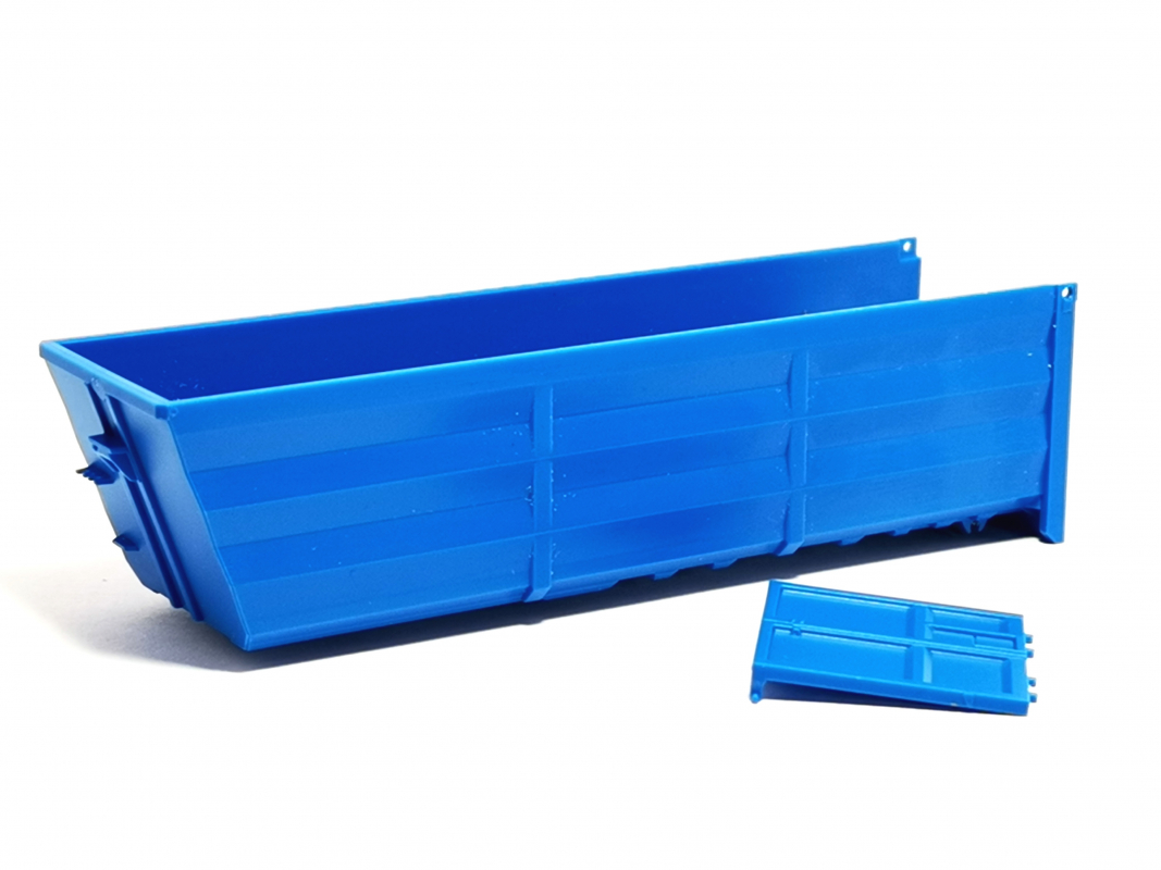 Kippmulde 9m mit Heckklappe, himmelblau Herpa C235