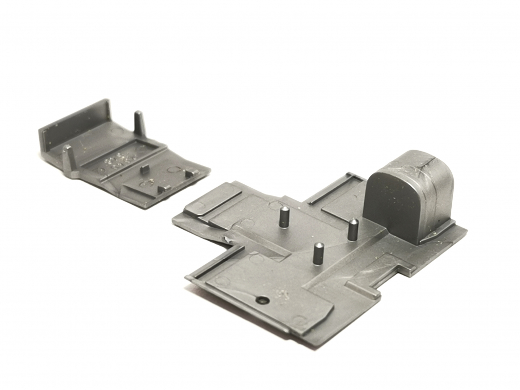 Trittblech für Volvo/Renault Vorlauf, silber Herpa C240
