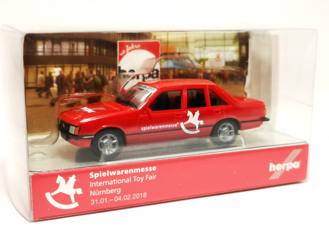 931175 Opel Rekord E 35. Spielwarenmesse 2018 Herpa