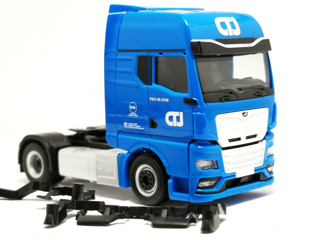 MAN TGX GX Zugmaschine "CTJ Janssen" Herpa 958