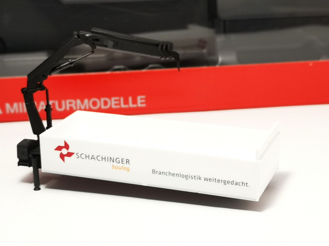 Preview: 6,8m Pritsche + Ladekran "Schachinger" Herpa