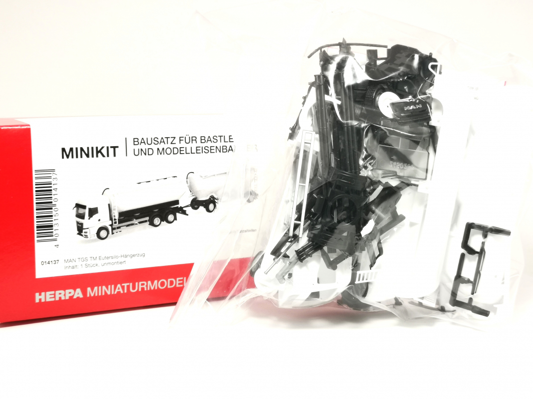 014137 Herpa MiniKit: MAN TGS TM Eutersilo-Hängerzug, weiß (1 Stück) Herpa