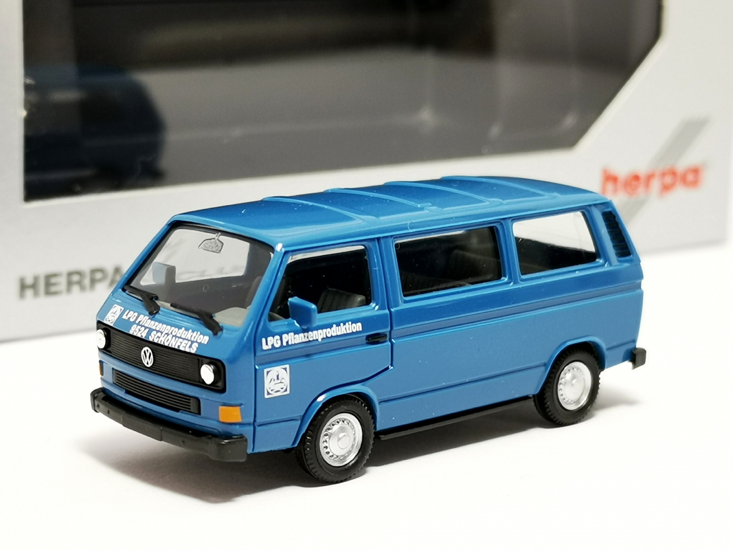 942430 VW T3 Bus "LPG Pflanzenproduktion Schönfels" Herpa - SALE