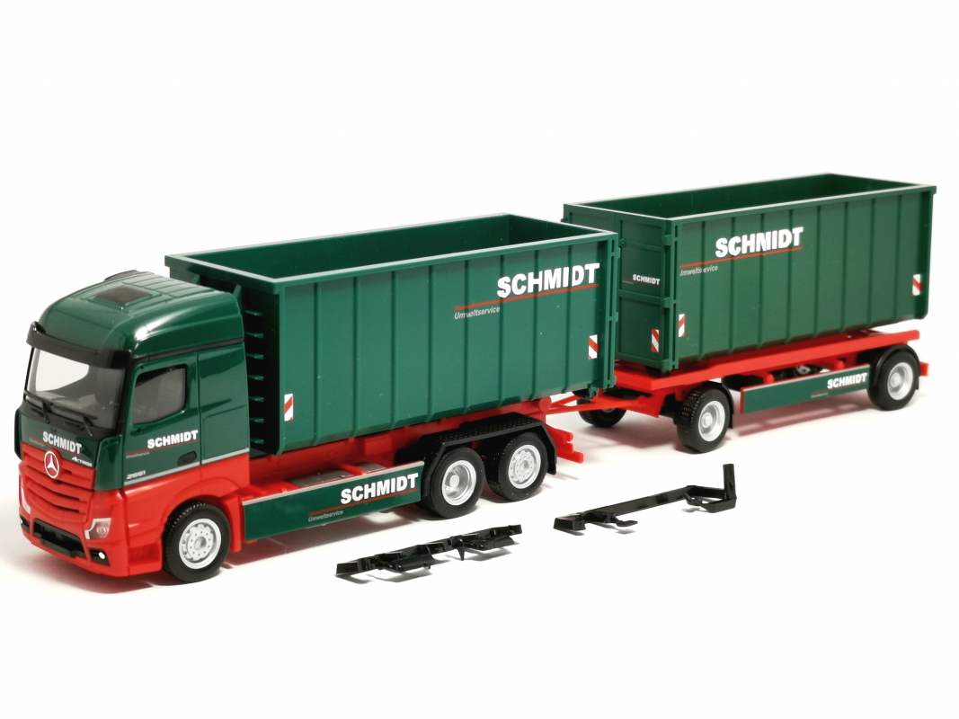 957557 Mercedes Benz Actros 18 Streamspace Abrollmulden-Hängerzug  "Schmidt Umweltservice" Herpa