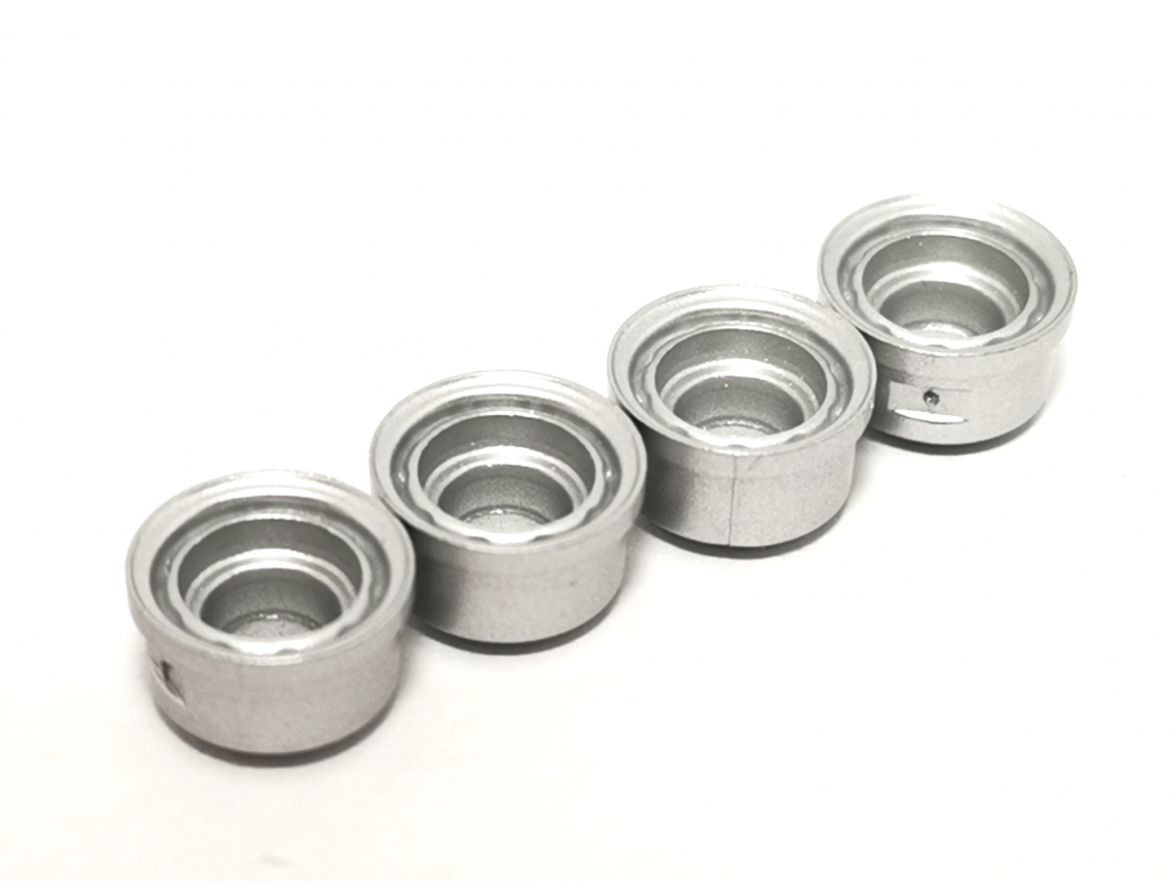 4x Felge für Zugmaschine außen - vorne, *hellsilber Herpa