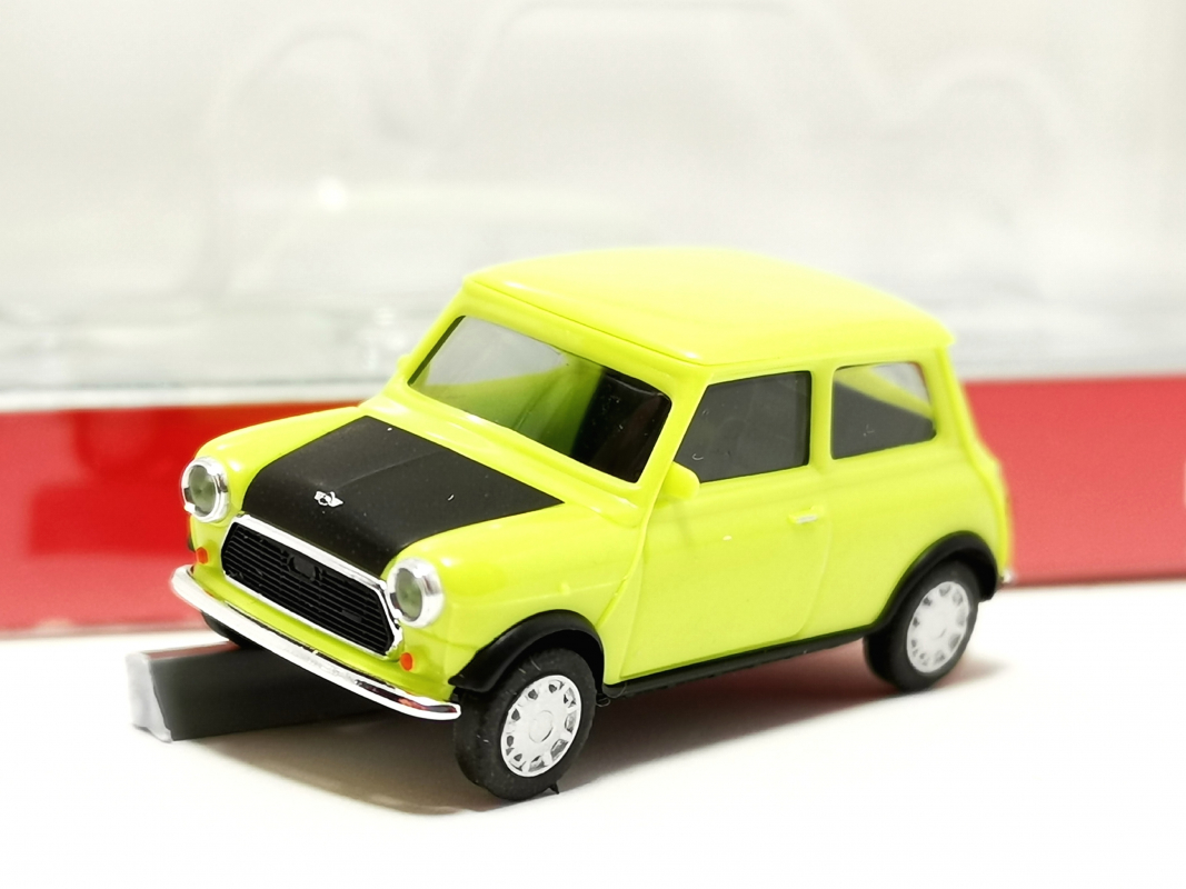 941150 Mini Cooper (Rechtslenker), grün/schwarz Herpa