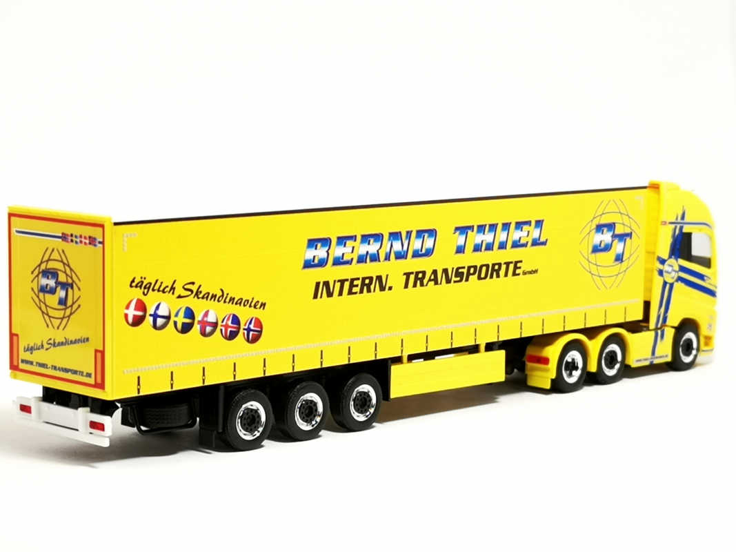 Preview: 319591 Volvo FH GL XL 2020 6x2 Gardinenplanen-Sattelzug "Bernd Thiel Transporte" Herpa - SALE