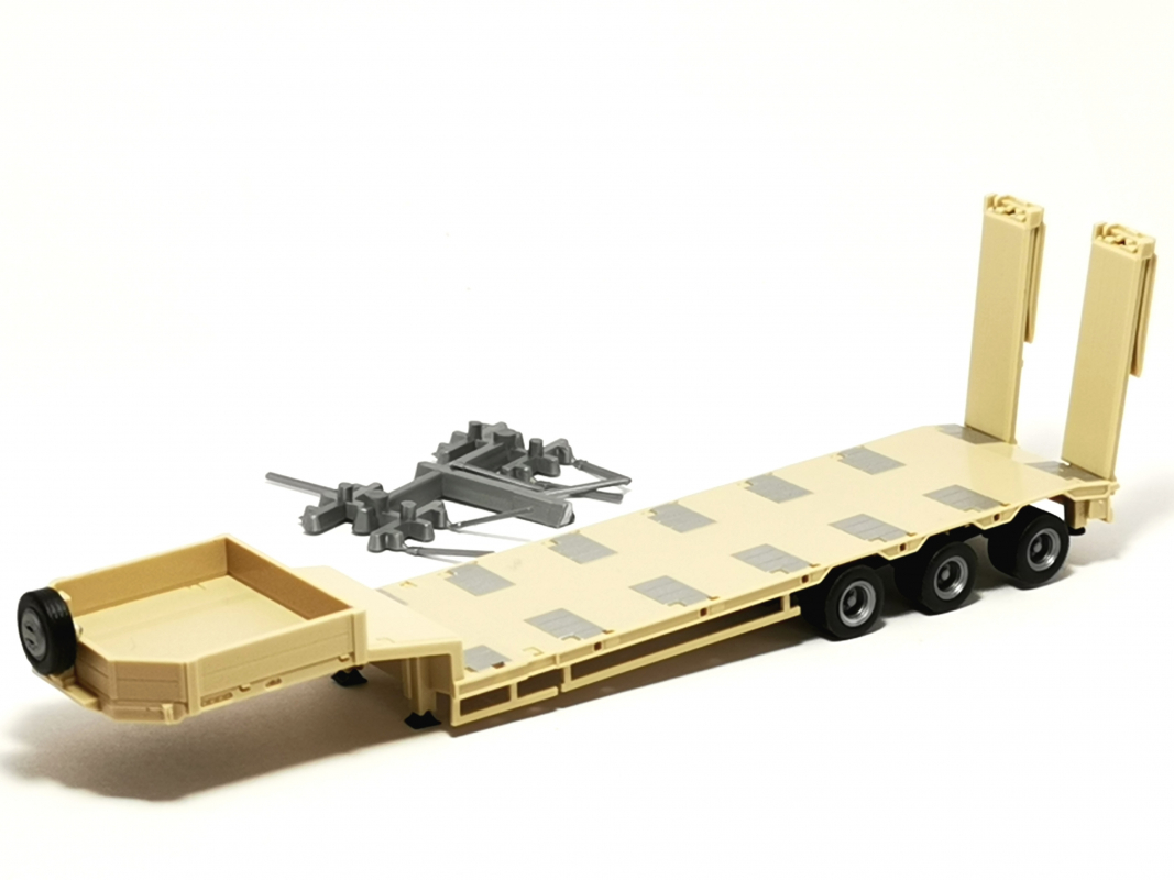 Goldhofer Semitieflader mit Rampen 3achs, sandbeige Herpa 271