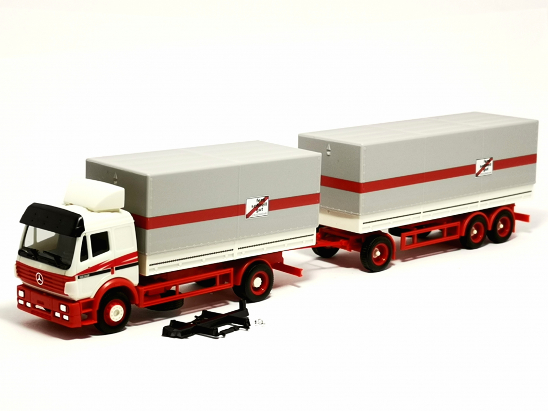 320146 Mercedes-Benz SK 94 Planen-Hängerzug "fern-schnell-gut" Herpa