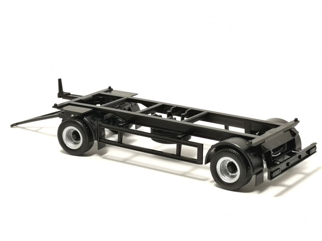 7,45m Anhänger offen, schwarz/silber Herpa 355