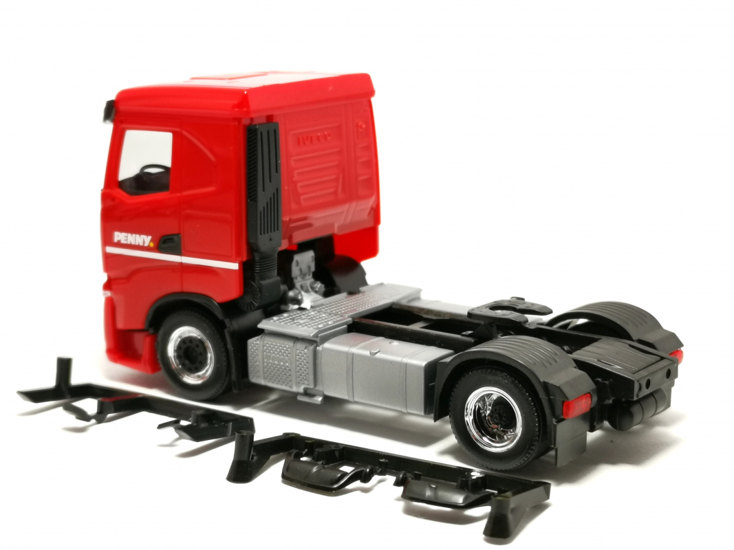 Preview: Iveco S-Way FD Zugmaschine "PENNY" Herpa