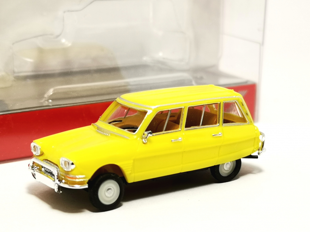 027328-005 Citroen AMI 6 Break, zinkgelb Herpa - SALE B1