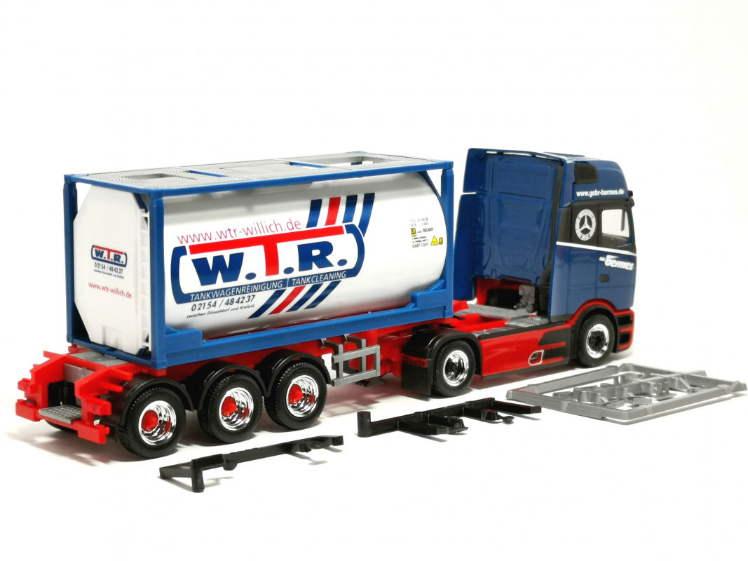 Preview: 320443 Mercedes-Benz Actros L ProCabin Gigaspace 20ft Tankcontainer-Sattelzug "Bermes" Herpa