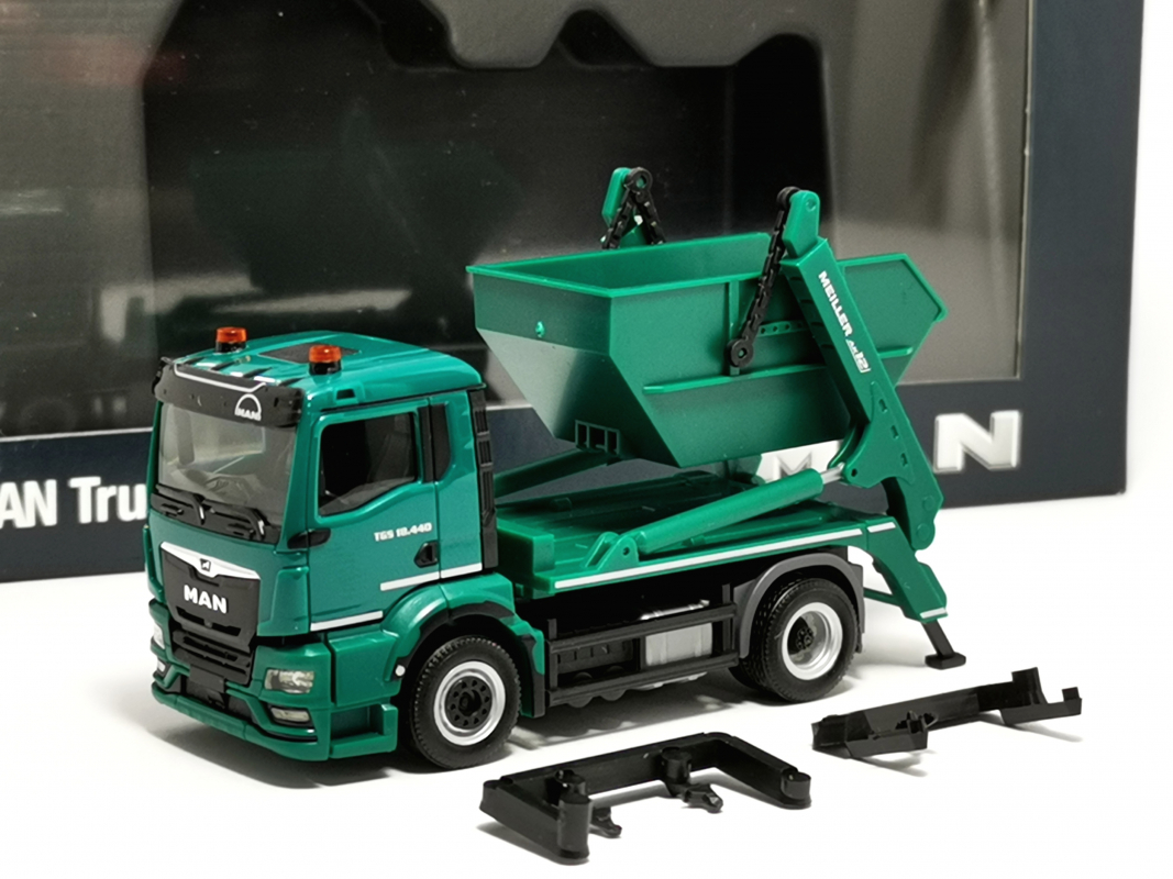 957489 MAN TGS NN Absetzkipper AK12 "MAN Truck & Bus SE" Herpa