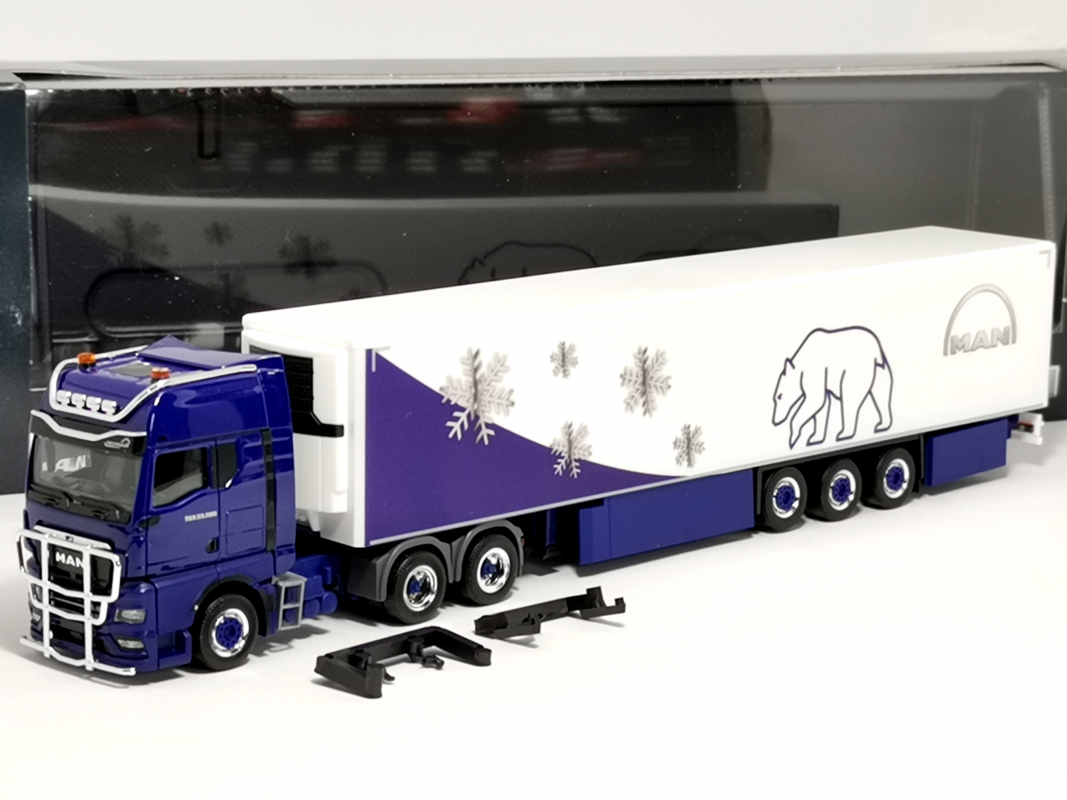 955119 MAN TGX GX Kühlkoffer-Sattelzug "MAN Truck & Bus SE" blau Herpa SuperSALE